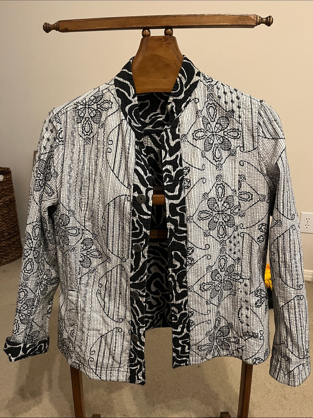 Black & White Two sided Patterned Women's Jacket